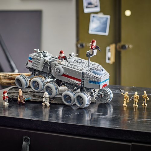 LEGO® Star Wars TM 75413 Republikanischer Juggernaut
