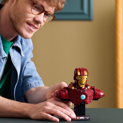 LEGO Marvel 76327 Busta Iron Man MK4