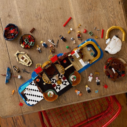 LEGO® ONE PIECE 75640 Le restaurant flottant Baratie