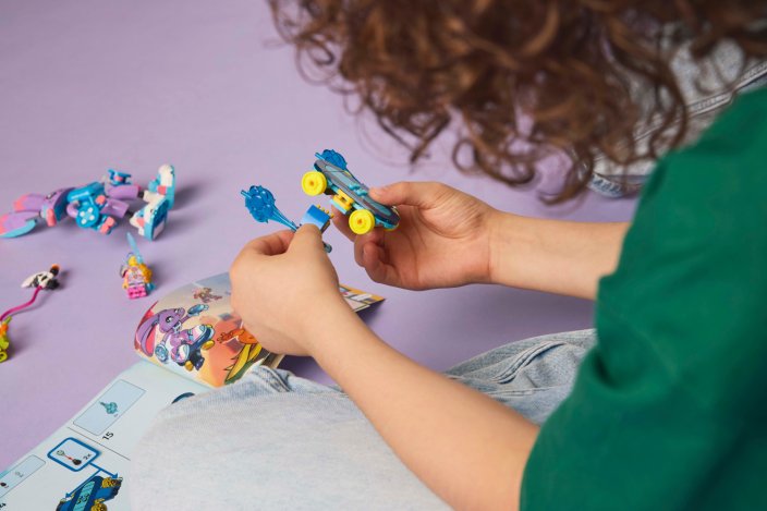 LEGO® DREAMZzz™ 71490 Izzie i gamerski Bunchu