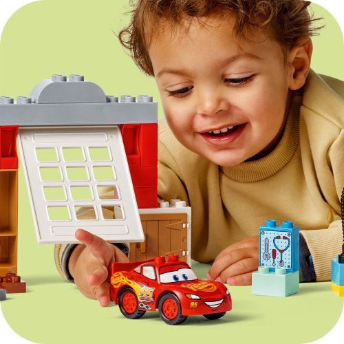 LEGO DUPLO │ Disney 10456 McQueen a návštěva v garáži doktora Hudsona