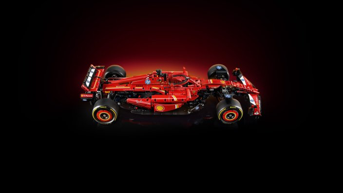 LEGO® Technic™ 42207 Monoposto F1 Ferrari SF-24