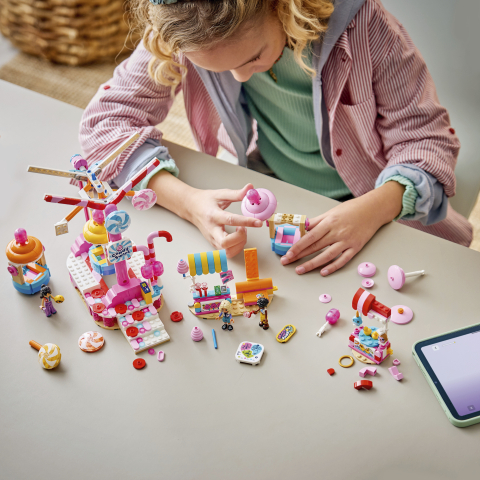 LEGO® Friends 42700 Cupcake-Riesenrad