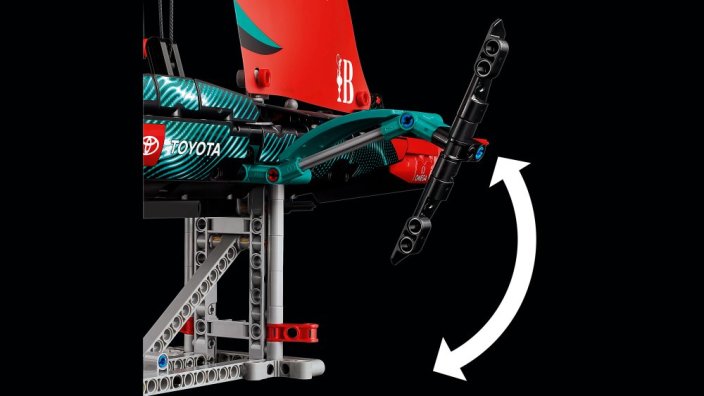 LEGO® Technic™ 42174 Yate Emirates Team New Zealand AC75