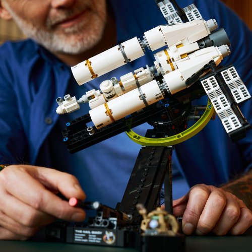 LEGO® Icons 11389 Projekt Hail Mary