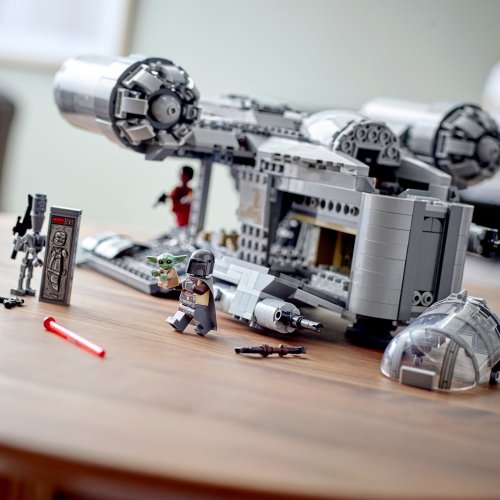 LEGO® Star Wars™ 75292  The Mandalorian™ - Transporter des Kopfgeldjägers - Beschädigte Verpackung