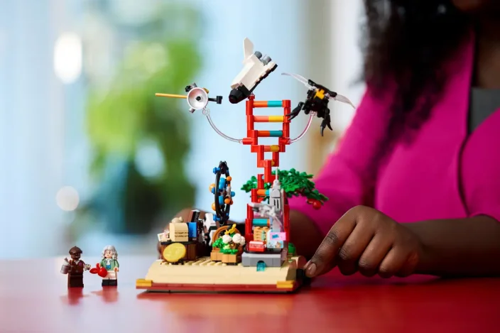 LEGO® Ideas 21355 Die Entstehung von MINT