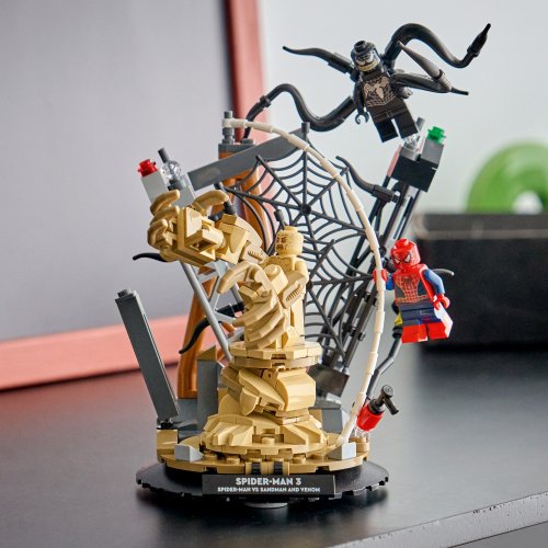 LEGO® | Marvel 76334 Großer Showdown: Spider-Man vs. Sandman