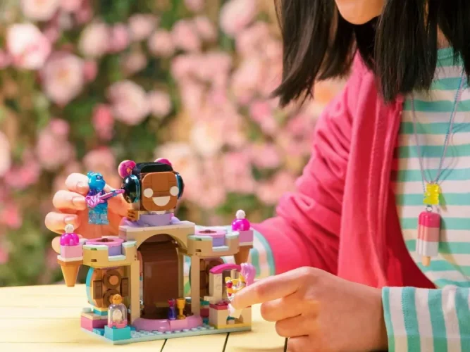 LEGO® VIDIYO™ 43111 Candy Castle Stage