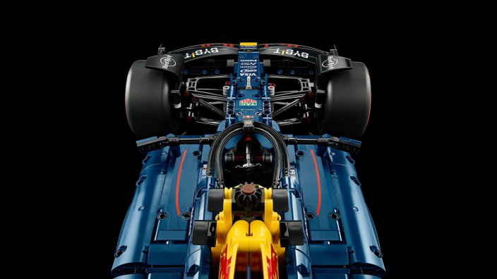 LEGO® Technic™ 42206 Oracle Red Bull Racing RB20 F1 Rennauto