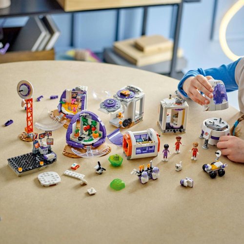 LEGO® Friends 42605 Base Espacial e Foguetão de Marte
