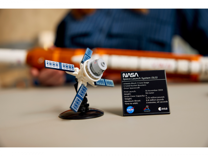 LEGO® Icons 10341 NASA Artemis ruimtelanceersysteem