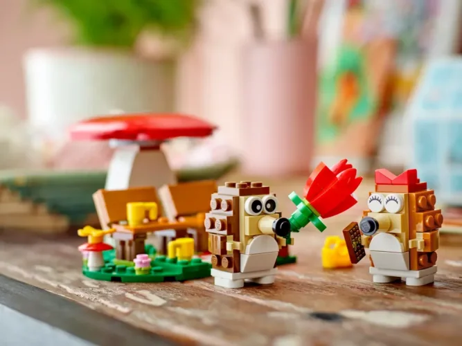 LEGO® 40711 Piknik pary jeżyków