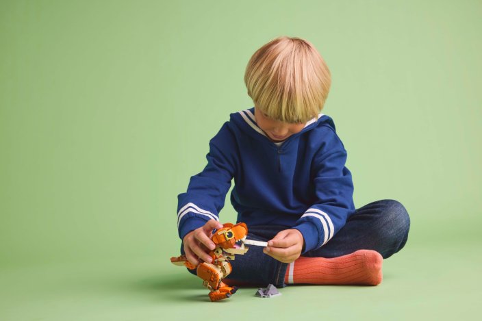 LEGO® Jurassic World™ 76967 Petite Mangeuse : la femelle T. rex