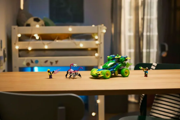 LEGO® DREAMZzz™ 71491 Mateo mit dem Z-Blob Action-Rennwagen