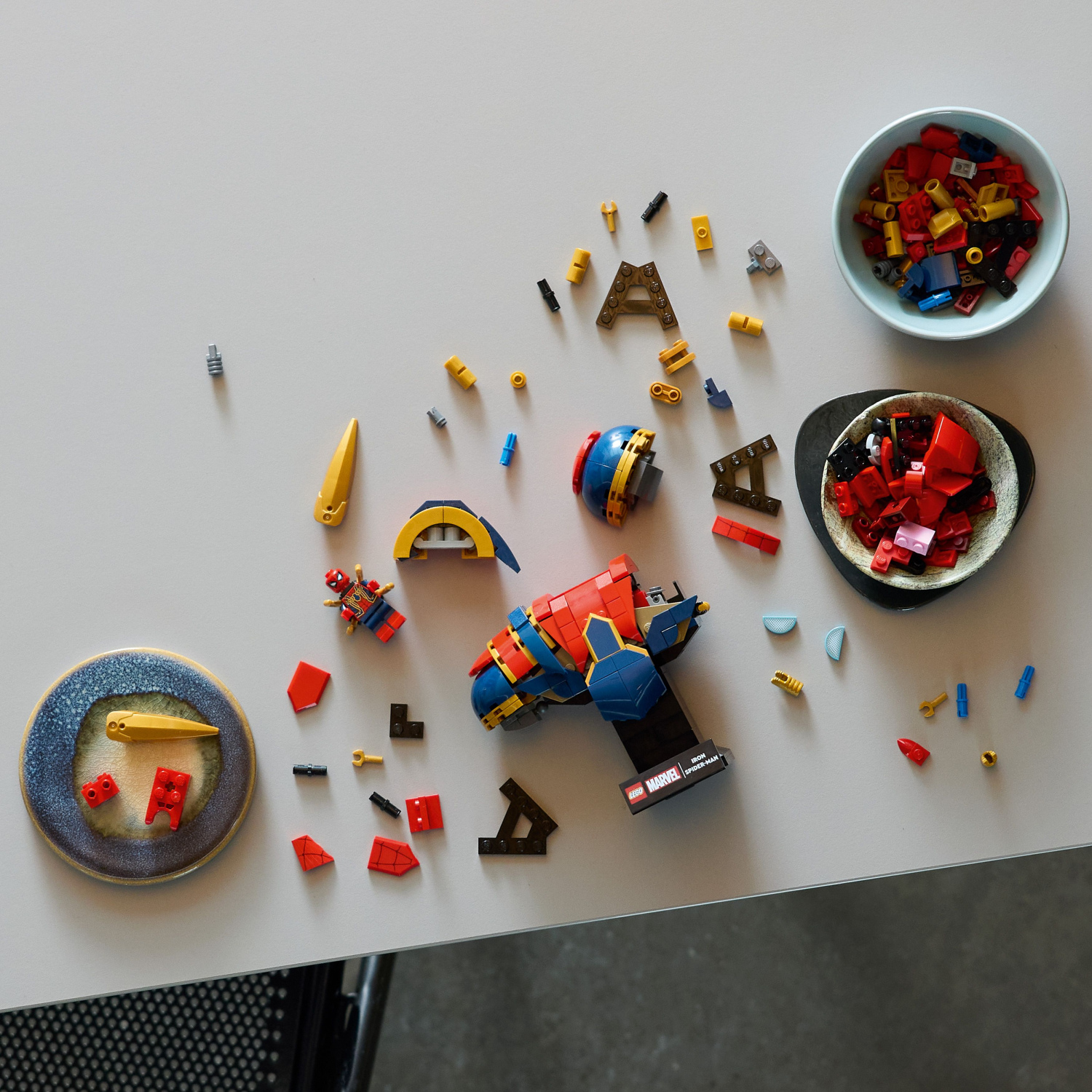 LEGO® Super Heroes 76326 アイアン・スパイダーマン バスト | KITSTORE.cz