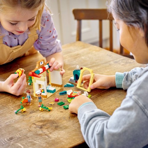 LEGO® Friends 41705 Heartlake City Pizzeria
