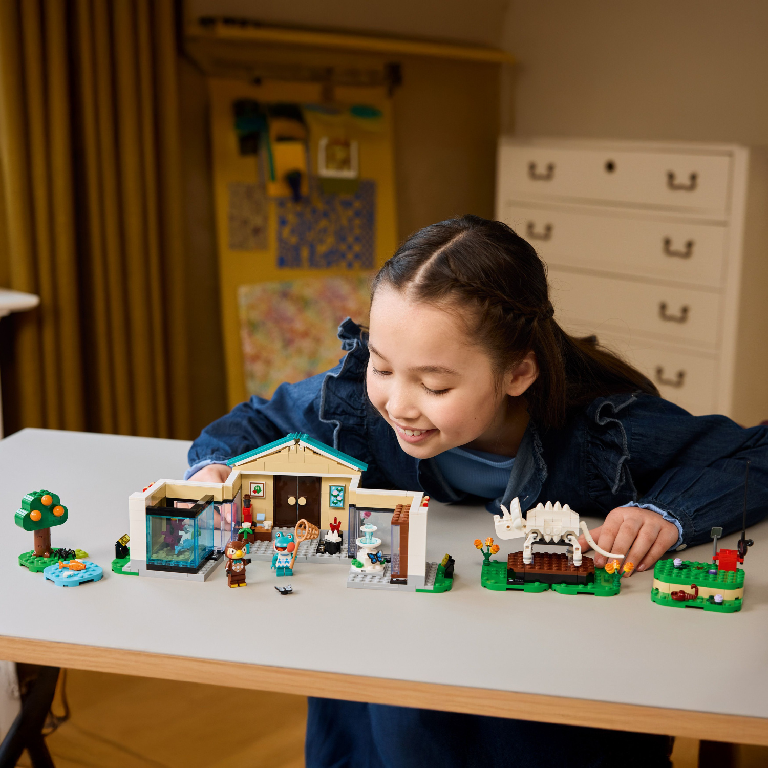 LEGO® Animal Crossing 77056 フータと森の博物館 | KITSTORE.cz