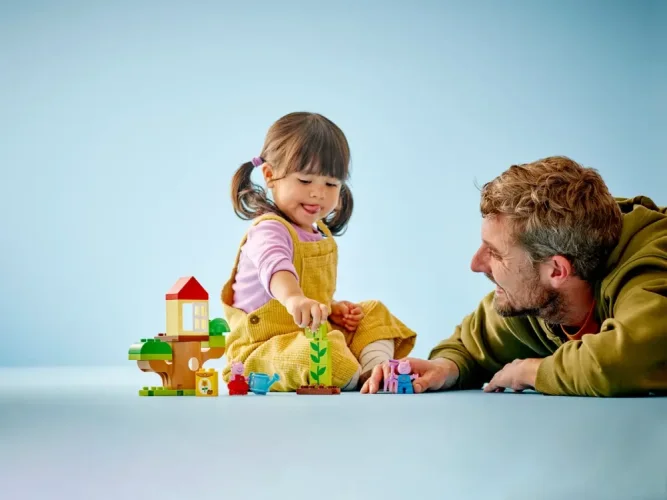 LEGO® DUPLO® 10431 Peppa Big tuin en boomhut
