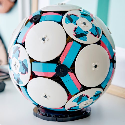 LEGO® LEGO® Editions 43019 Fußball