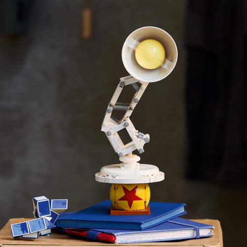 LEGO® Ideas 21357 Disney Pixar Luxo Jr.
