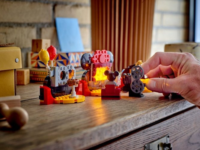 LEGO® 40600 Celebração dos 100 Anos da Disney