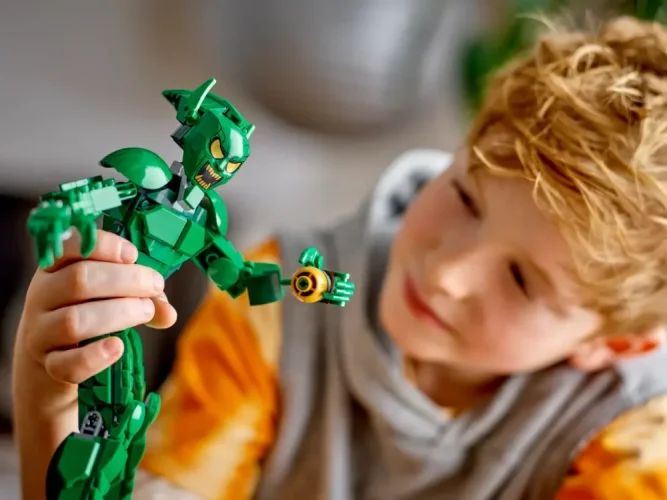 LEGO® Marvel 76284 Figurine du Bouffon Vert à construire