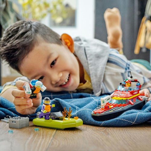 LEGO® City 60373 Barca di soccorso antincendio