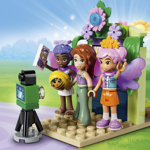 LEGO® Friends 42702 Giostra delle tazze da tè floreali