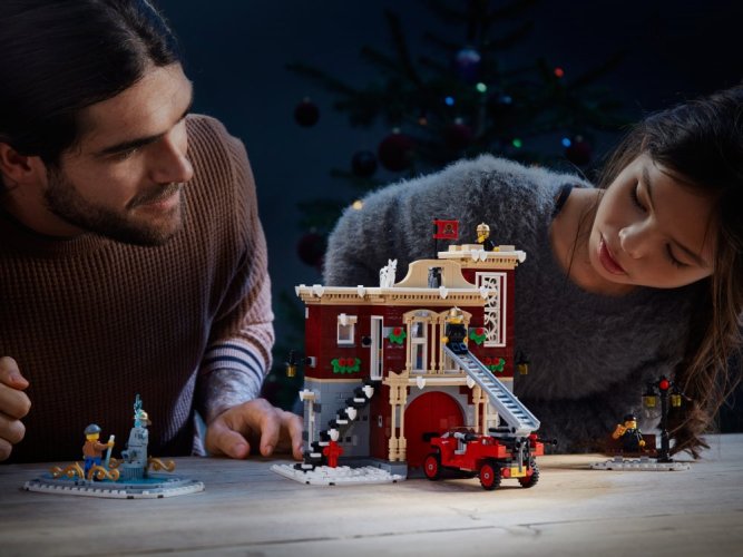 LEGO® Creator Expert 10263 Remiza strażacka w zimowej wiosce