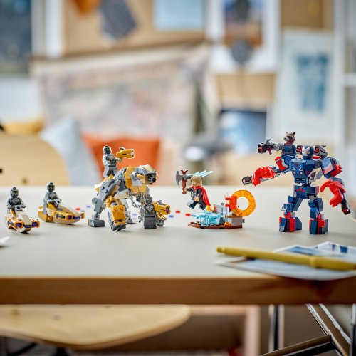 LEGO® Super Heroes 76322 Avengers: Endgame Thor contro Chitauri