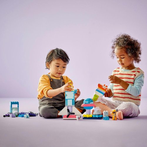 LEGO® DUPLO® 10422 3-in-1-Spaceshuttle für viele Abenteuer