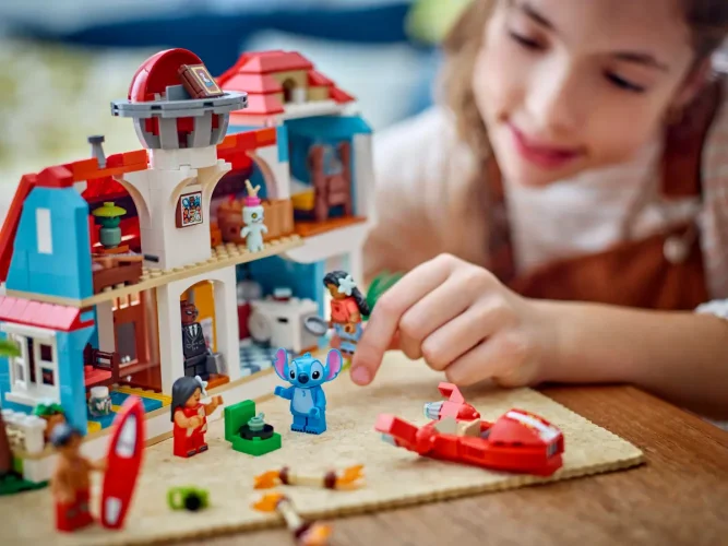 LEGO® Disney™ 43268 La maison sur la plage de Lilo et Stitch