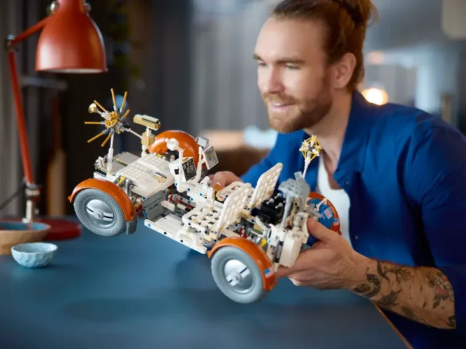 LEGO® Technic™ 42182 NASA Apollo maanwagen - LRV