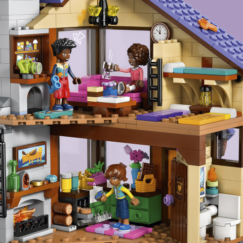 LEGO® Friends 42705 Gezellige boshut in de herfst