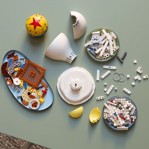 LEGO® Ideas 21357 Disney Pixar Luxo Jr.
