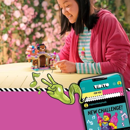 LEGO® VIDIYO™ 43111 Candy Castle Stage