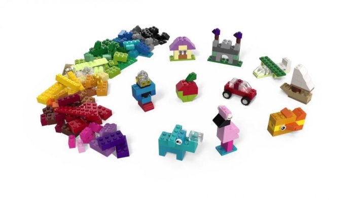 Lego 10713 pieces online