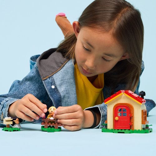 LEGO® Animal Crossing™ 77058 Przytulny dom Goldie