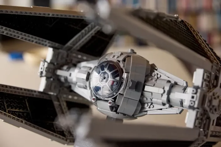 LEGO® Star Wars™ 75382 L’intercepteur TIE