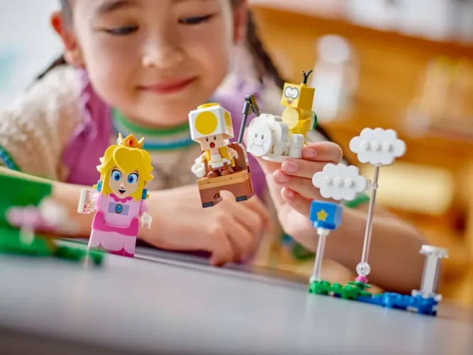 LEGO® Super Mario™ 71441 Avventure di LEGO® Peach™ interattiva