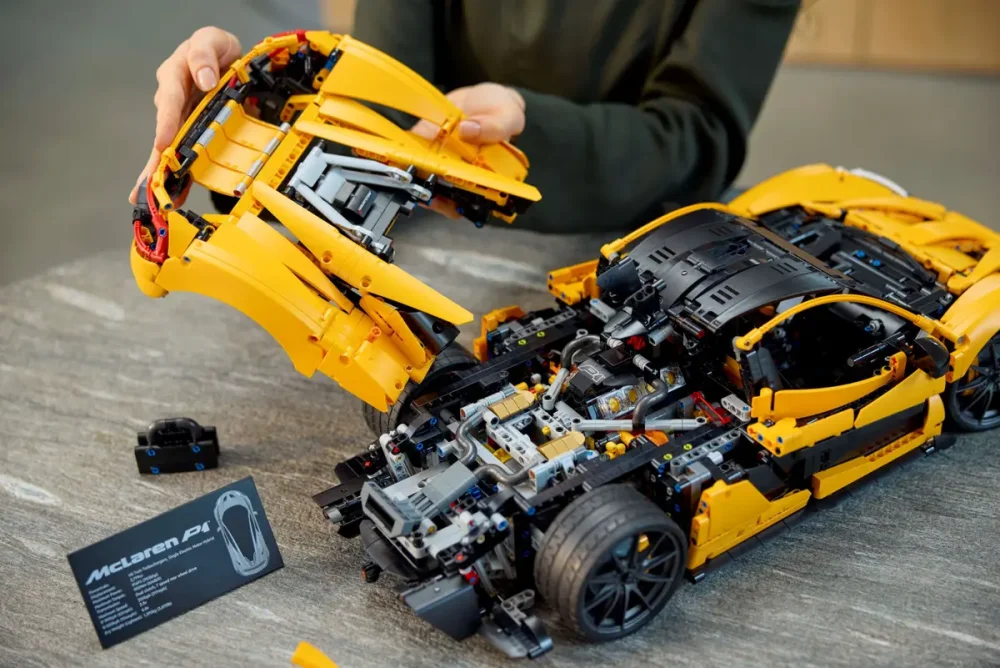 LEGO Technic 42172 McLaren P1 KITSTORE