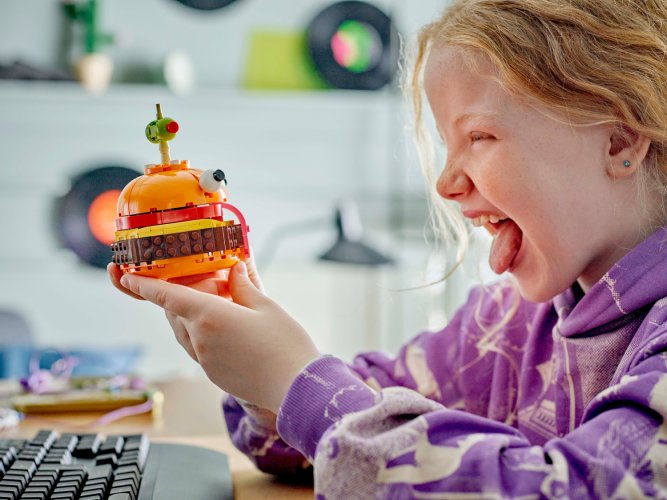 LEGO® Fortnite® 77070 Durrr Burger