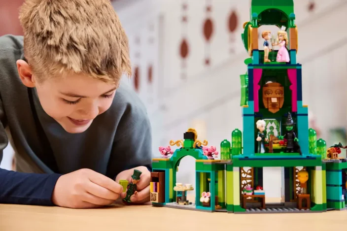 LEGO® Wicked 75684 Benvenuti nella Città di Smeraldo