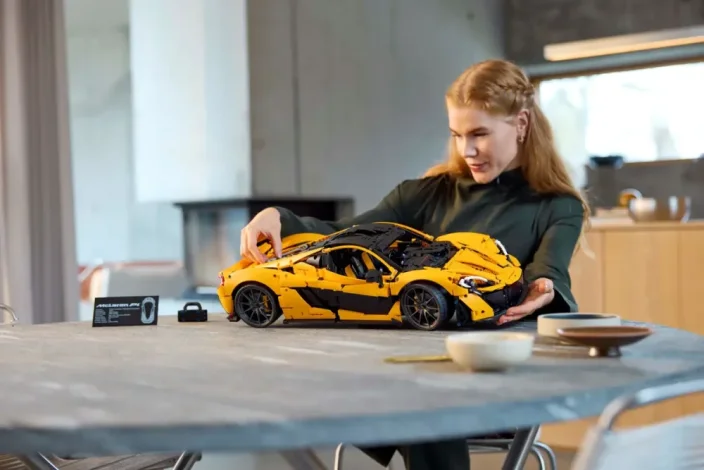 LEGO® Technic™ 42172 McLaren P1™