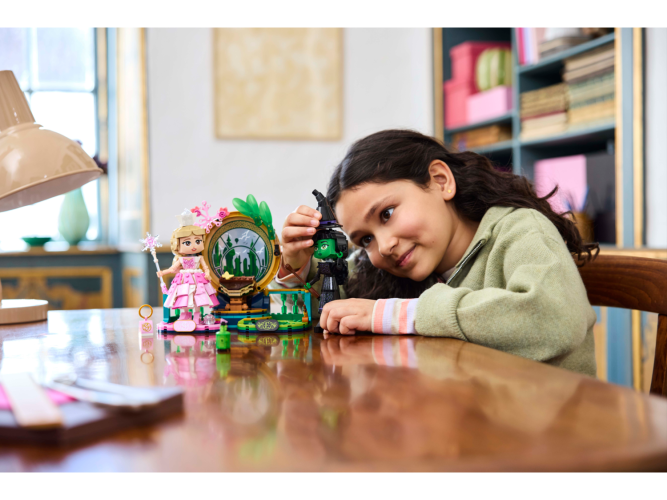 LEGO® Wicked 75682 Figurines d’Elphaba et de Glinda