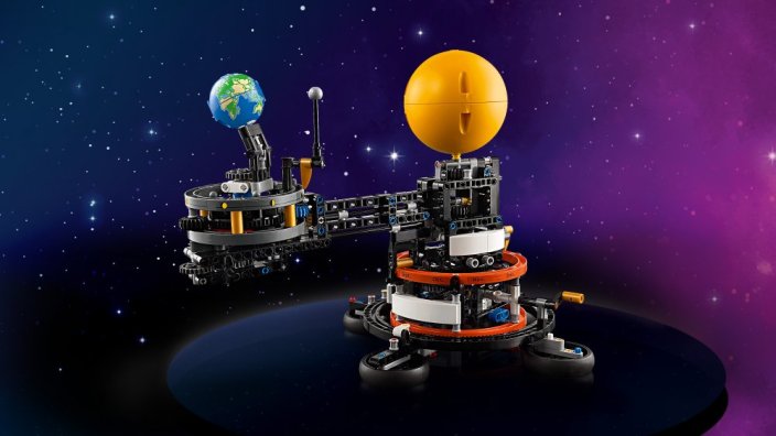 LEGO® Technic™ 42179 Planéta Zem a Mesiac na obežnej dráhe