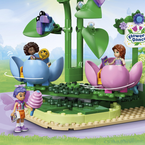 LEGO® Friends 42702 Giostra delle tazze da tè floreali