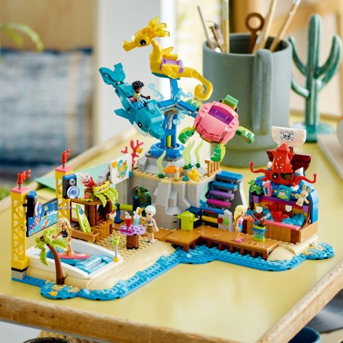 LEGO® Friends 41737 Le parc d’attractions à la plage