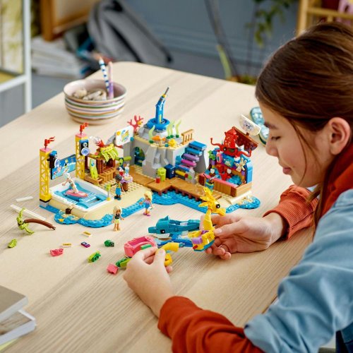 LEGO® Friends 41737 Le parc d’attractions à la plage